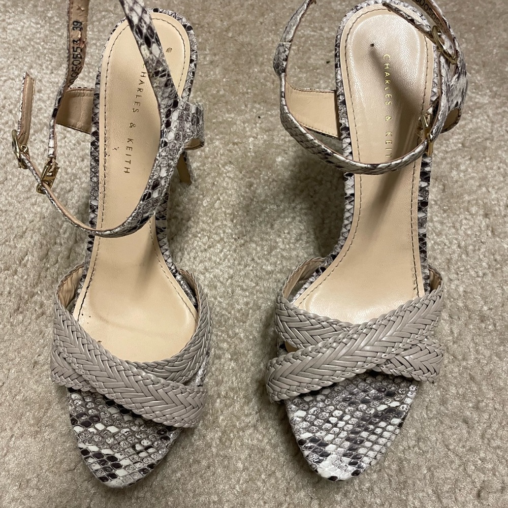 Charles & Keith heels - Picture 3 of 5